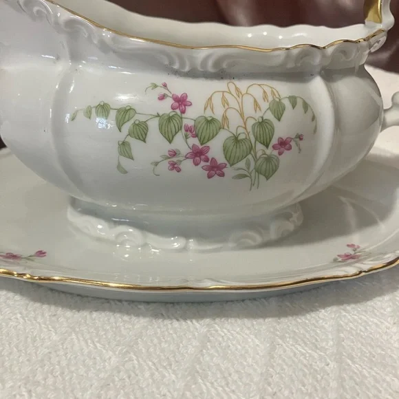 Vintage Edelstein Bavarian Maria Theresia Bianca Pattern 80 yr Anvsry Gravy Bowl - Picture 4 of 14